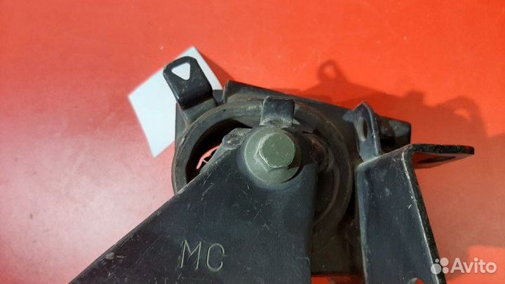 Подушка двигателя Toyota Corolla Runx NZE121