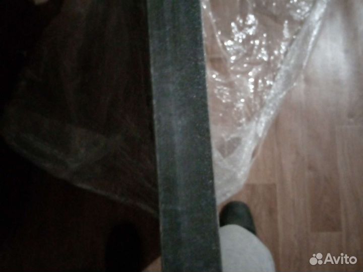 Щит с надписями