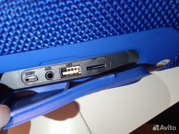 Колонка jbl boombox