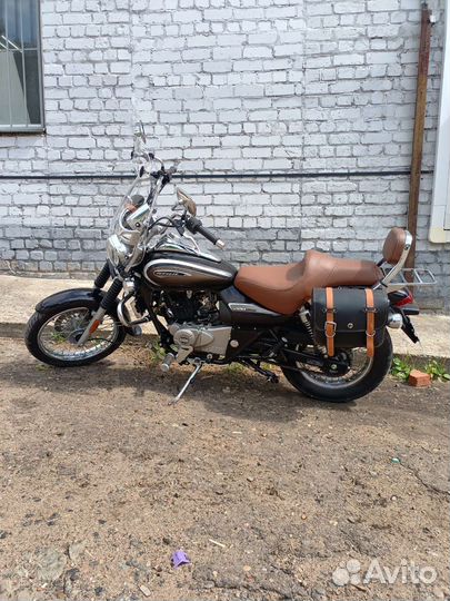 Bajaj Avenger 220