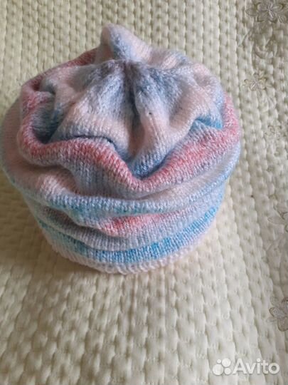 Шапка из гипоаллергенной пряжи