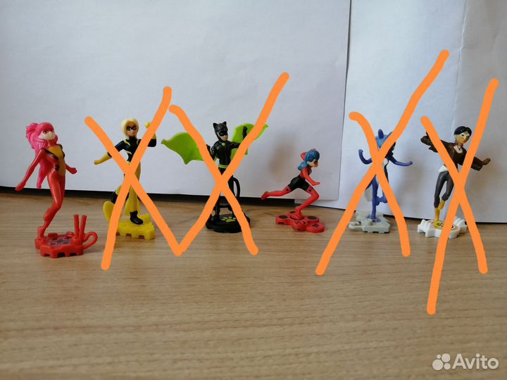 Игрушки из киндера леди баг, natoons и другие