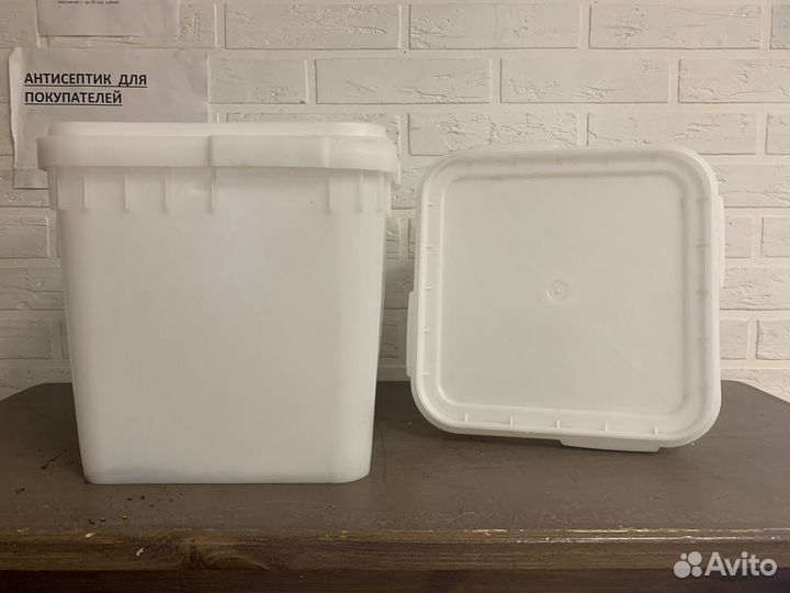 Контейнер, емкость пластиковая для мёда