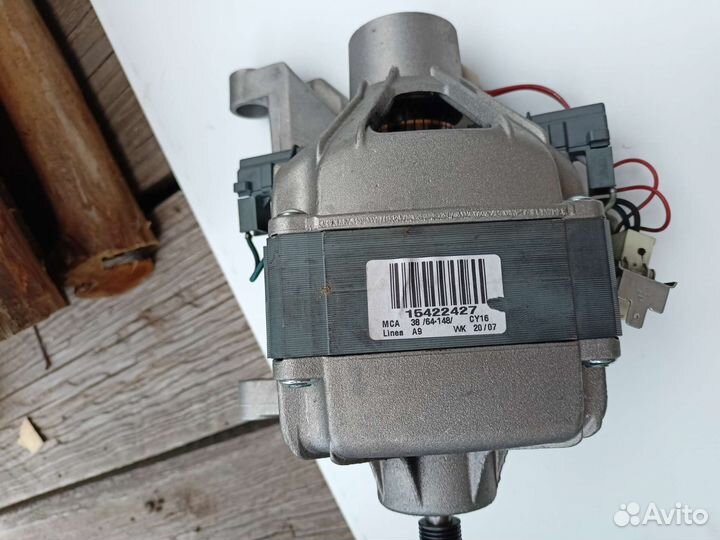 Электродвигатель MCA 38/64-148/CY15