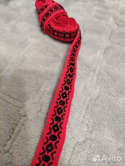 Тесемки и шитье