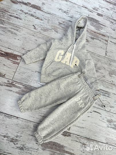 Детский костюм Gap 92