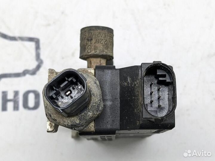 Блок клапанов пневмоподвески w220 S-class 113.9