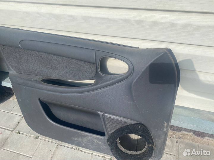 Обшивка двери передняя Chevrolet Lanos седан 1.5