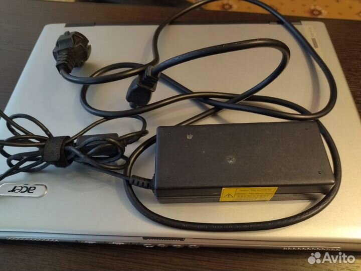 Ноутбук acer на запчасти