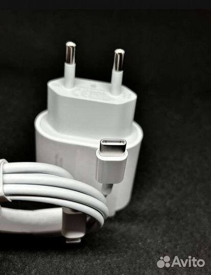 Зарядка на iPhone 20w