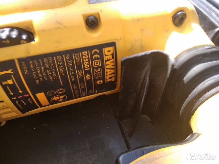 Перфоратор dewalt