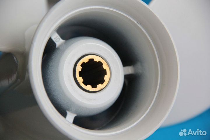 Винт Ямаха 9.9 (15) л.с. шаг 11