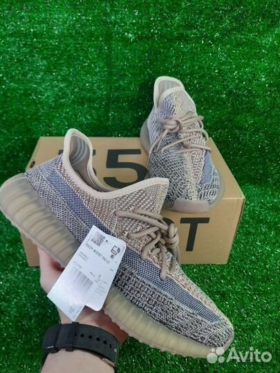 Кроссовки Adidas Yeezy Boost 350 V2