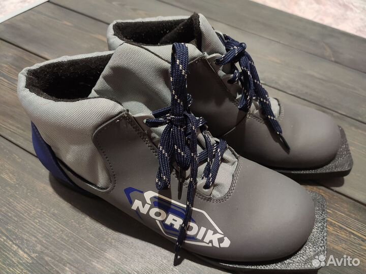 Лыжные ботинки 39 размер