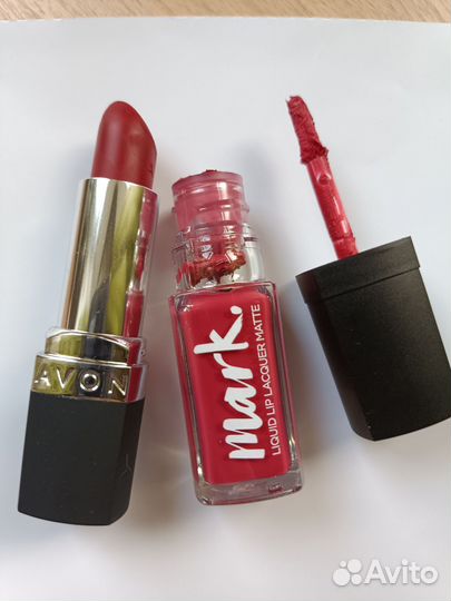 Помада дарю