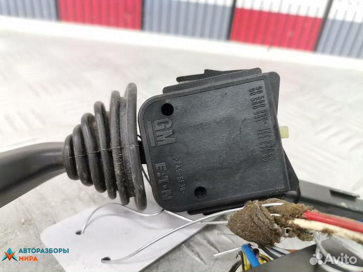 Переключатель подрулевой (стрекоза) Opel Vectra C