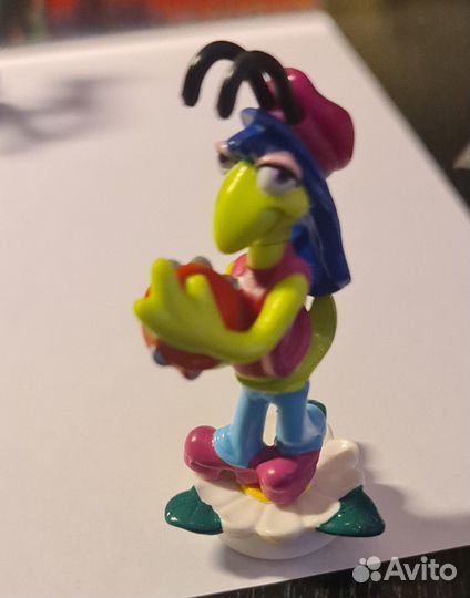 Игрушки из киндера