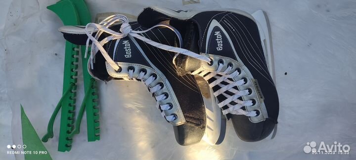 Хоккейные коньки