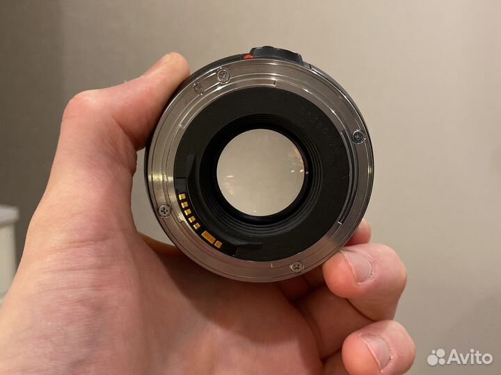 Объектив Canon 28 mm 1.8 отличное состояние