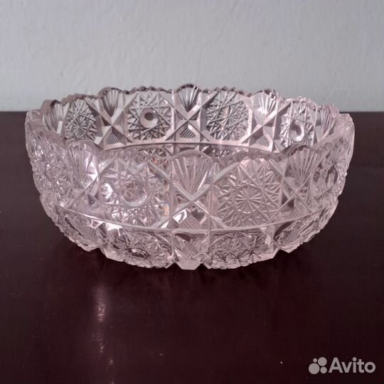 Ваза хрустальная