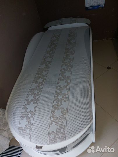 Детская кровать машина с подсветкой