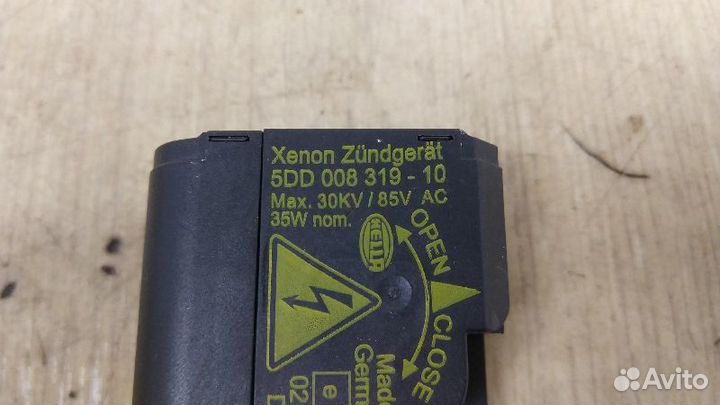 Блок розжига ксенона Mercedes-Benz 5DD00831910