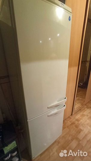 Холодильник бу stinol