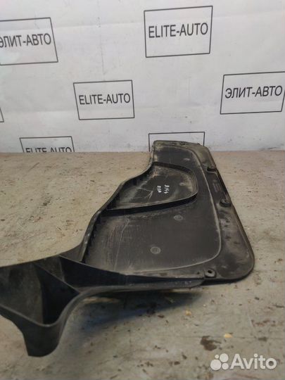 Пластик подкапотный Bmw 7 E66 2002