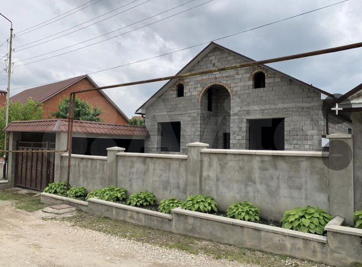 Дом 180 м² на участке 4,5 сот.