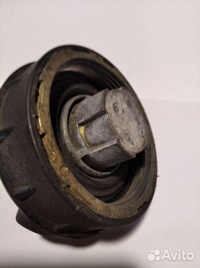 Крышка на бензобак с ключем ваз 01-07