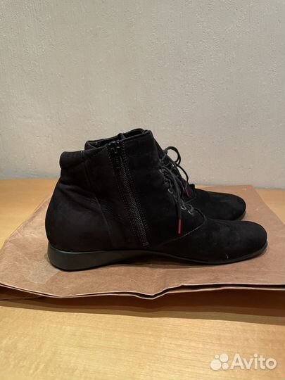 Женская обувь Ботинки Think