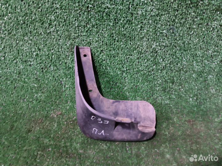 Брызговик передний левый Chevrolet Lacetti I (2004