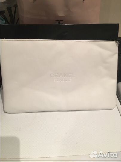 Новая косметичка Chanel
