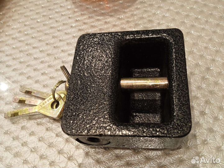 Замок гаражный навесной