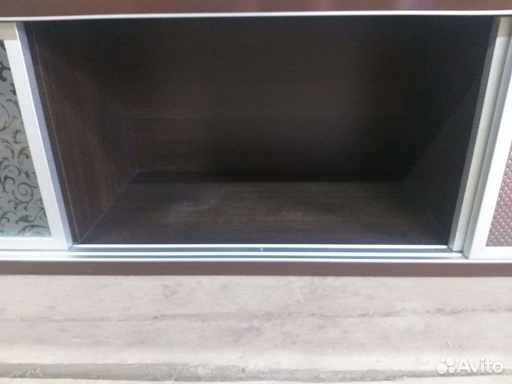 Тумба под телевизор