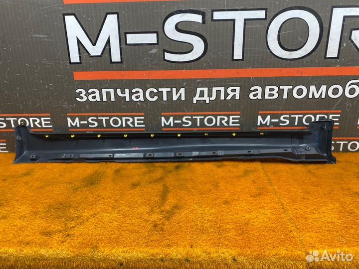 Накладка на порог левая Volvo Xc90 C59 B5254T2