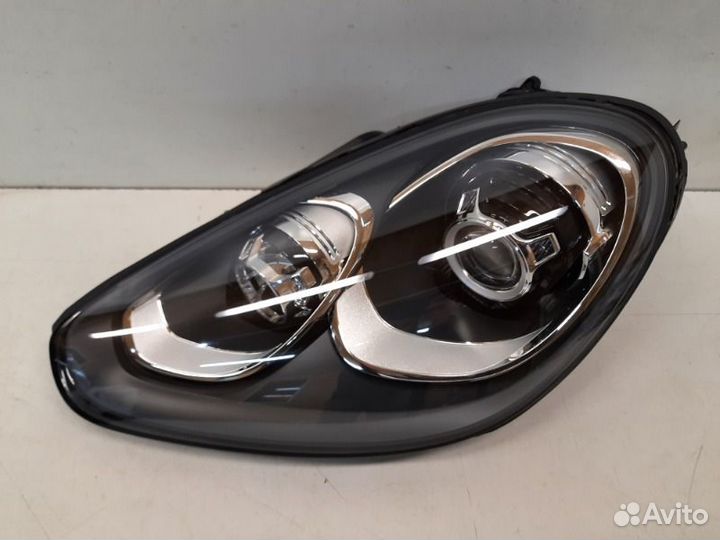 Фара передняя левая Porsche Cayenne 958 2015-2018