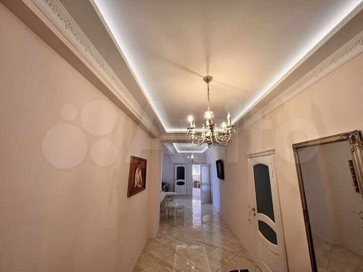 3-к. квартира, 120 м², 5/14 эт.