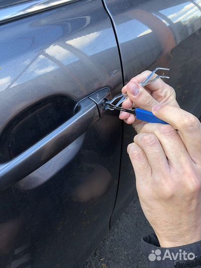 Вскрытие и замена замков