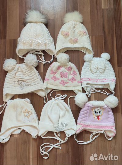 Шапки на девочку до 1 года