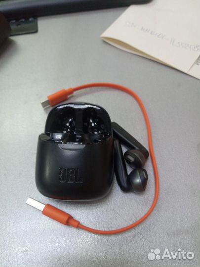 JBL Tune 225TWS