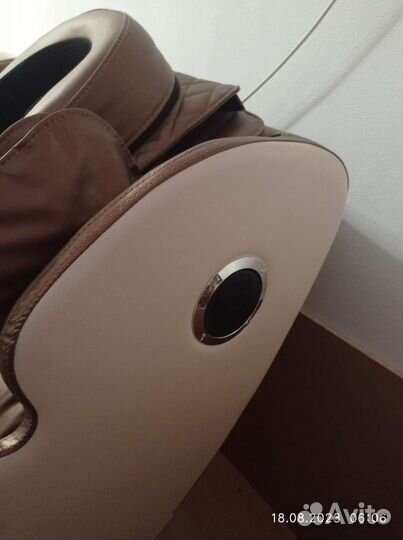 Массажное кресло