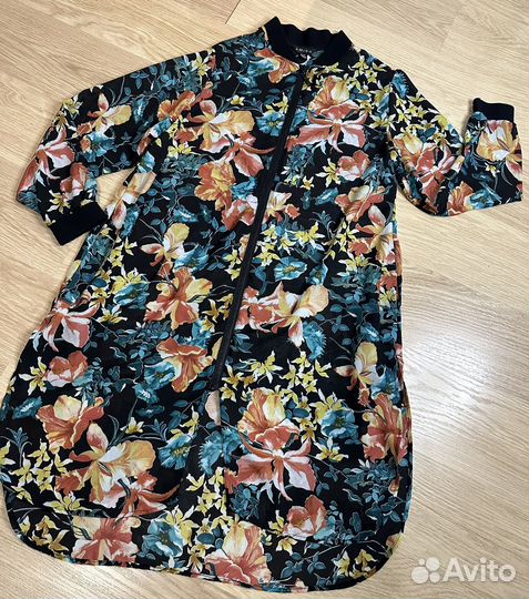 Платье бомбер с цветами летнее m миди