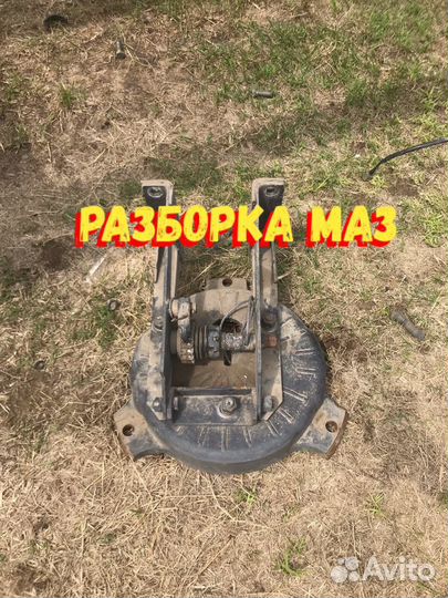 Крепление запаски маз