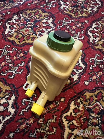 Бачок гур touareg нф/фл