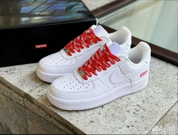 Nike Air Force 1 Low x Supreme