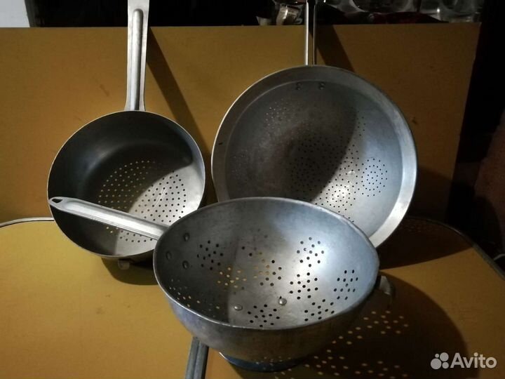Дуршлаки большие