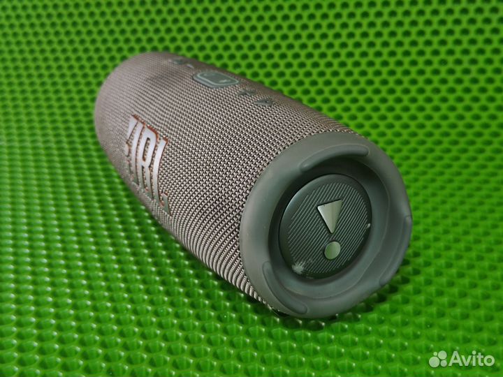 Колонка JBL Charge 5