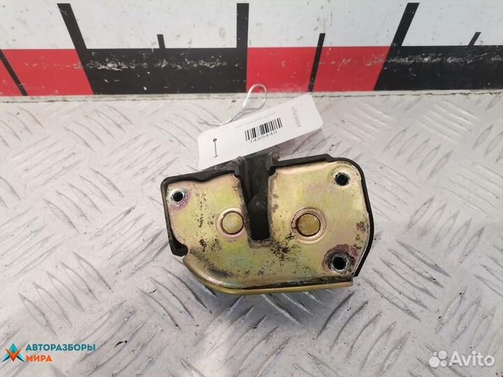 Замок двери сдвижной Chrysler Voyager 3 1996