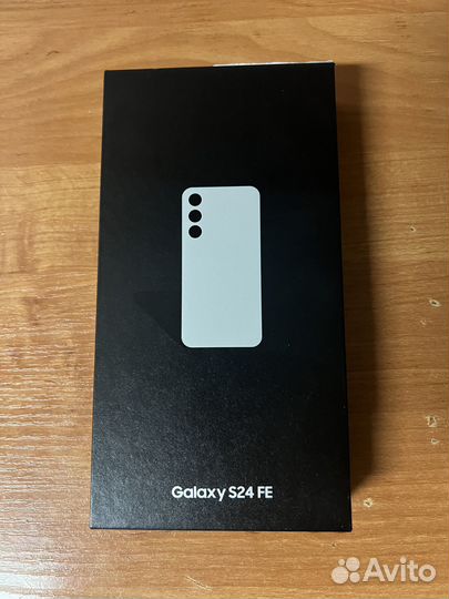 Samsung Galaxy S24 FE, 8/256 ГБ